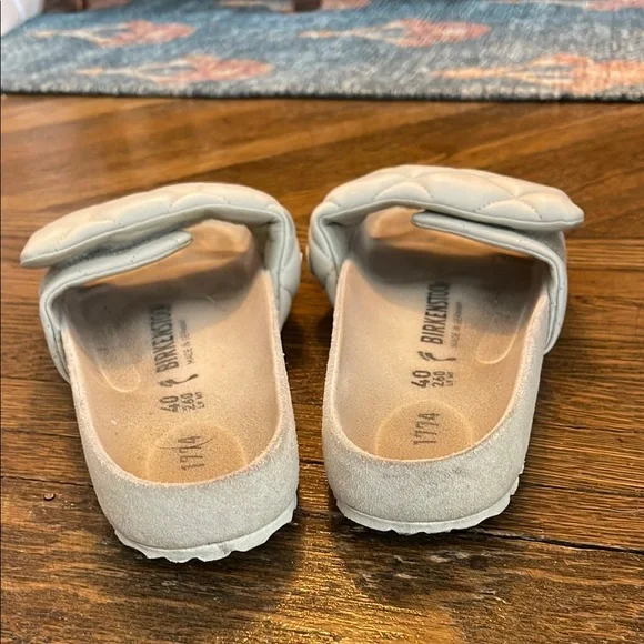 1774 Birkenstock Quilted Slide Sandals in Cream - Picture 4 of 8